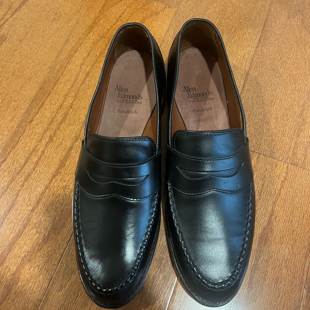 New Allen Edmonds Black Classic Slip-On Loafers - Size 11 Narrow